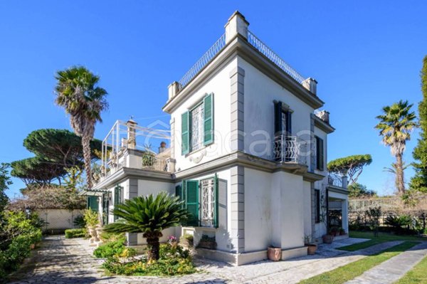 casa indipendente in vendita a Fiumicino in zona Fregene