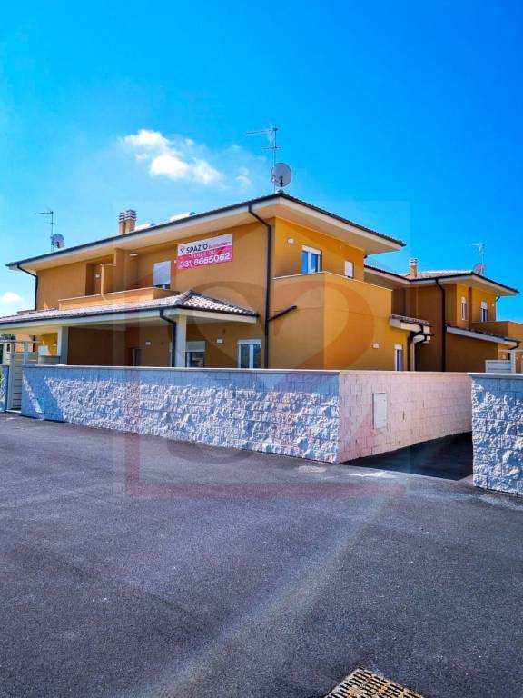 casa indipendente in vendita a Fiumicino in zona Palidoro