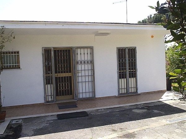casa indipendente in vendita a Fiumicino in zona Aranova