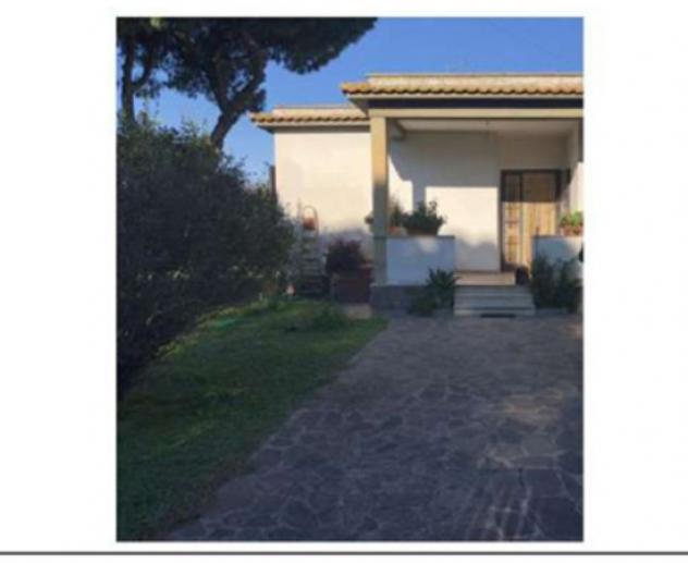 appartamento in vendita a Fiumicino in zona Maccarese