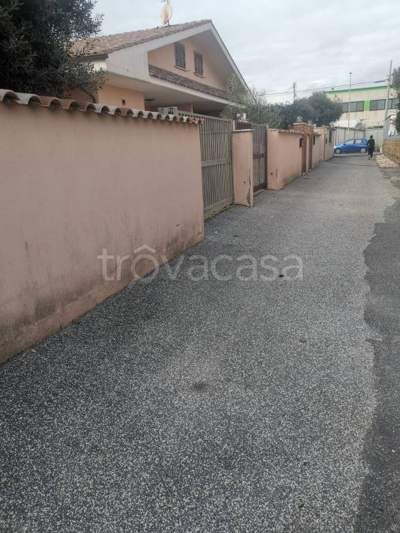casa indipendente in vendita a Fiumicino in zona Focene