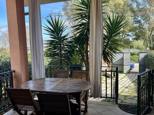 casa indipendente in vendita a Fiumicino in zona Fregene