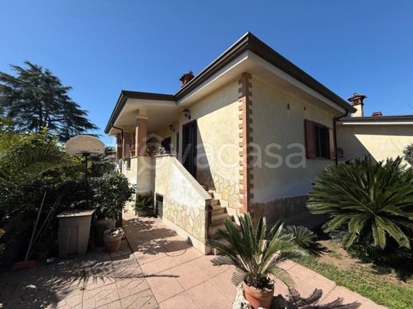 casa indipendente in vendita a Fiumicino in zona Aranova
