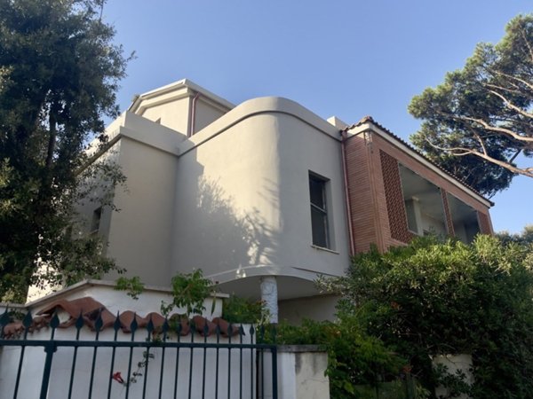 casa indipendente in vendita a Fiumicino in zona Fregene
