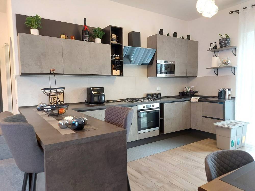 appartamento in vendita a Fiumicino in zona Isola Sacra