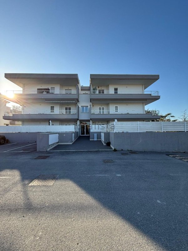 appartamento in vendita a Fiumicino in zona Aranova