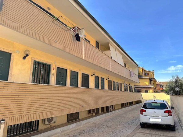 appartamento in vendita a Fiumicino in zona Isola Sacra