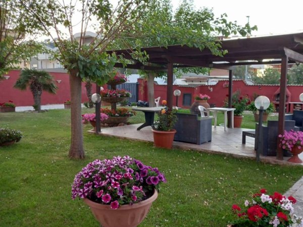 appartamento in vendita a Fiumicino in zona Focene