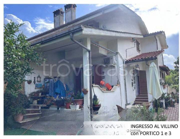 casa indipendente in vendita a Fiumicino in zona Fregene
