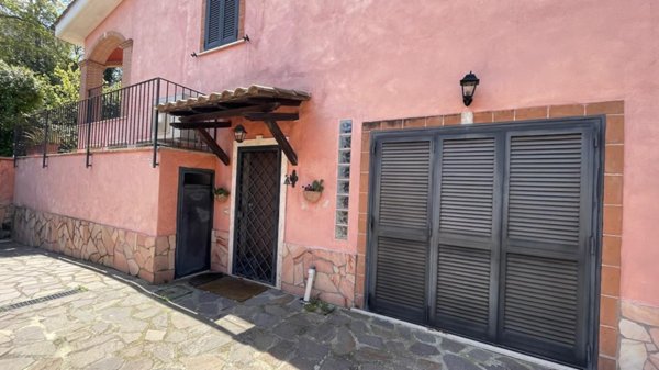 casa indipendente in vendita a Fiumicino in zona Aranova