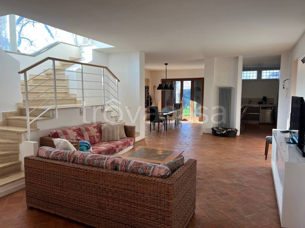 casa indipendente in vendita a Fiumicino in zona Aranova