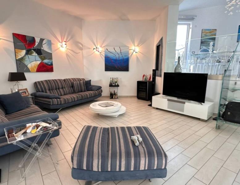 casa indipendente in vendita a Fiumicino in zona Fregene