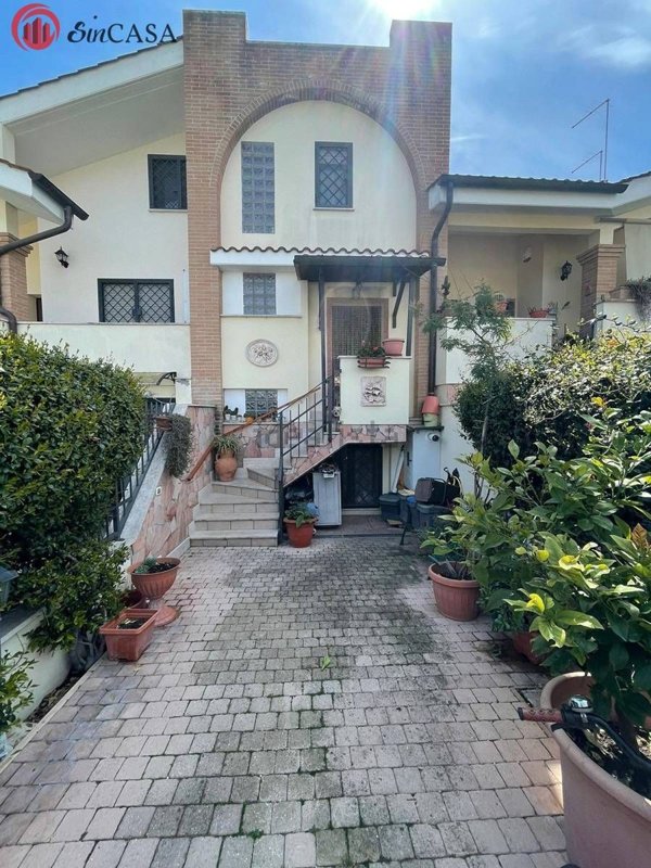 appartamento in vendita a Fiumicino in zona Aranova