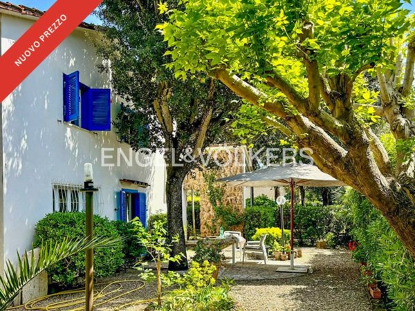 casa indipendente in vendita a Fiumicino in zona Fregene