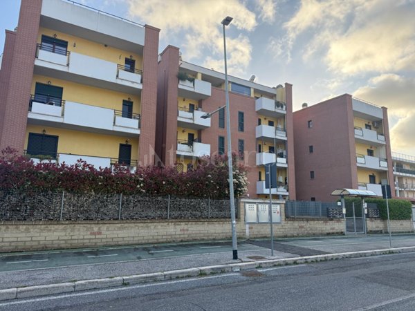 appartamento in vendita a Fiumicino in zona Fregene