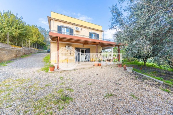 appartamento in vendita a Fiumicino in zona Aranova