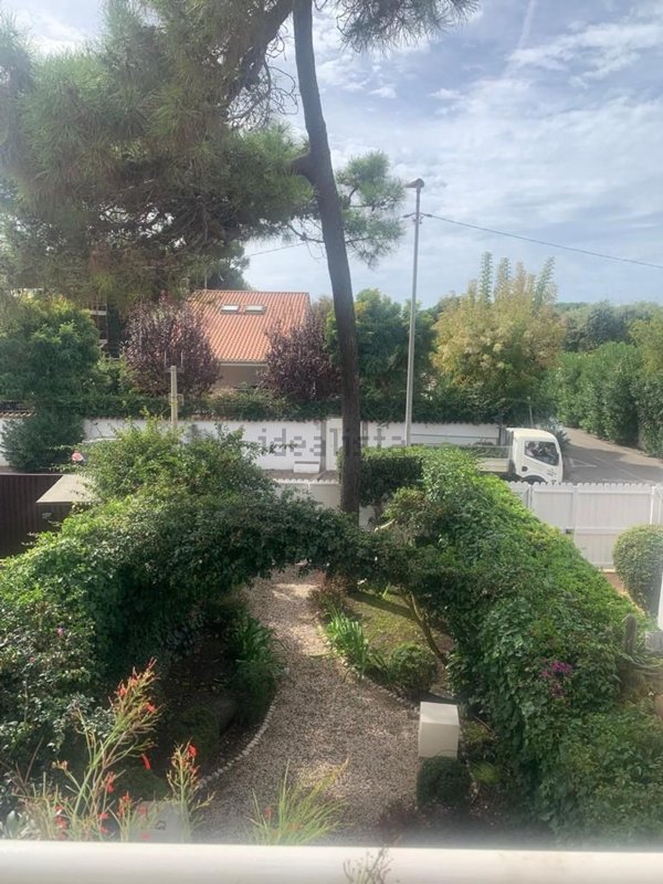 casa indipendente in vendita a Fiumicino in zona Fregene