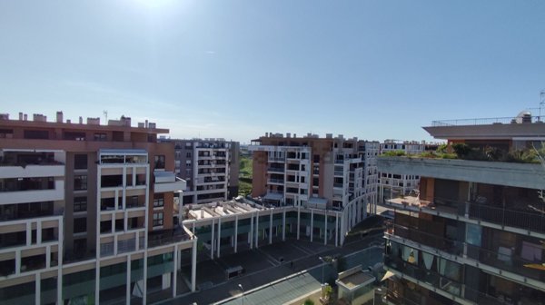 appartamento in vendita a Fiumicino in zona Isola Sacra