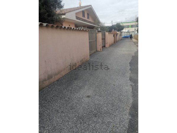 casa indipendente in vendita a Fiumicino