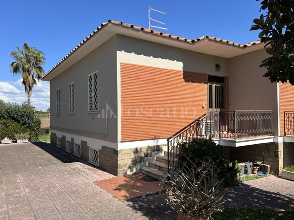 casa indipendente in vendita a Fiumicino in zona Aranova