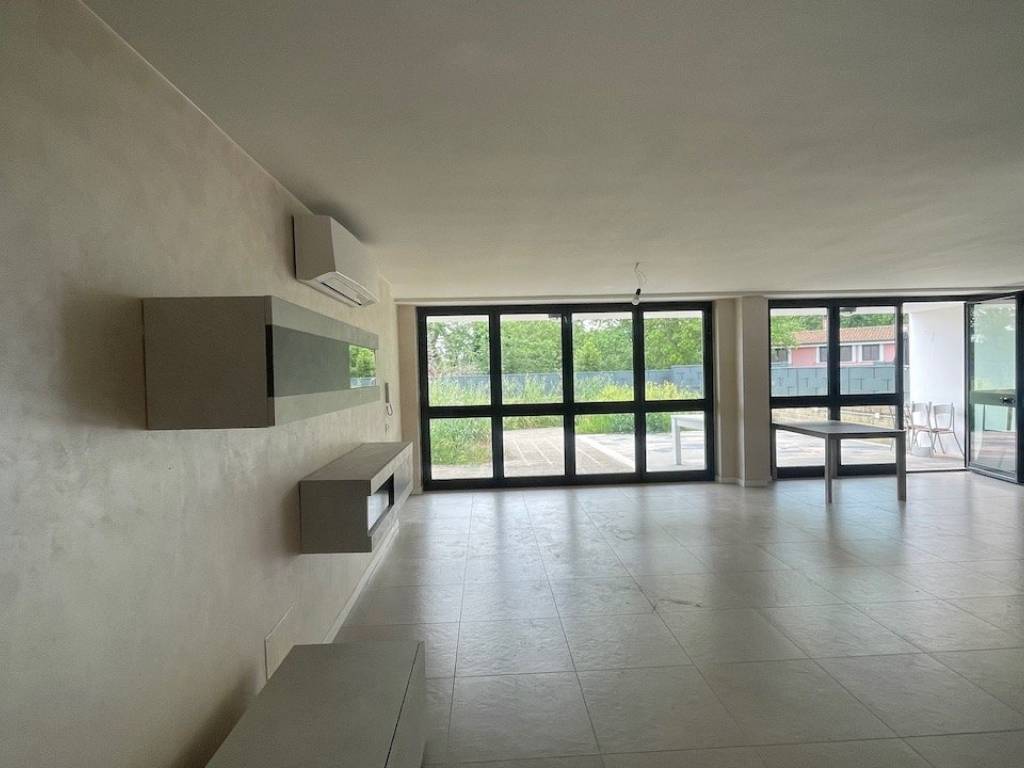 casa indipendente in vendita a Fiumicino in zona Aranova