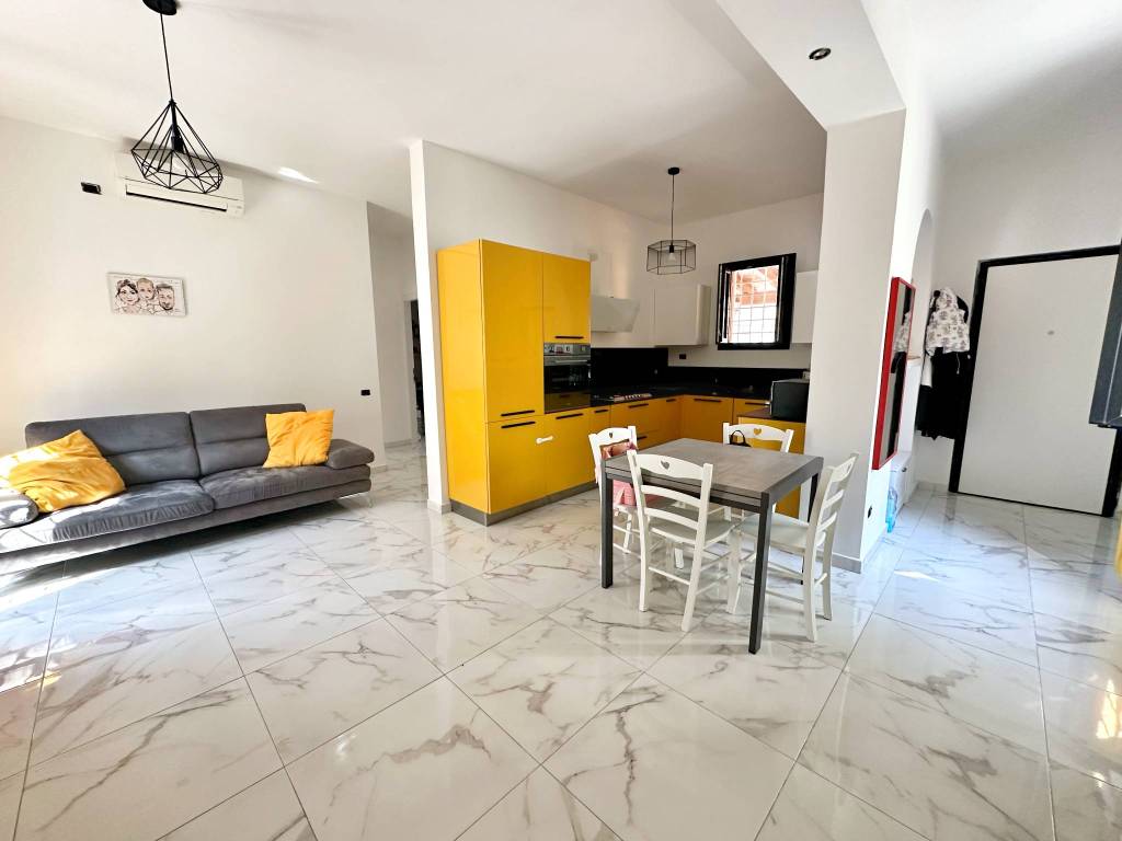 casa indipendente in vendita a Fiumicino in zona Passo Oscuro