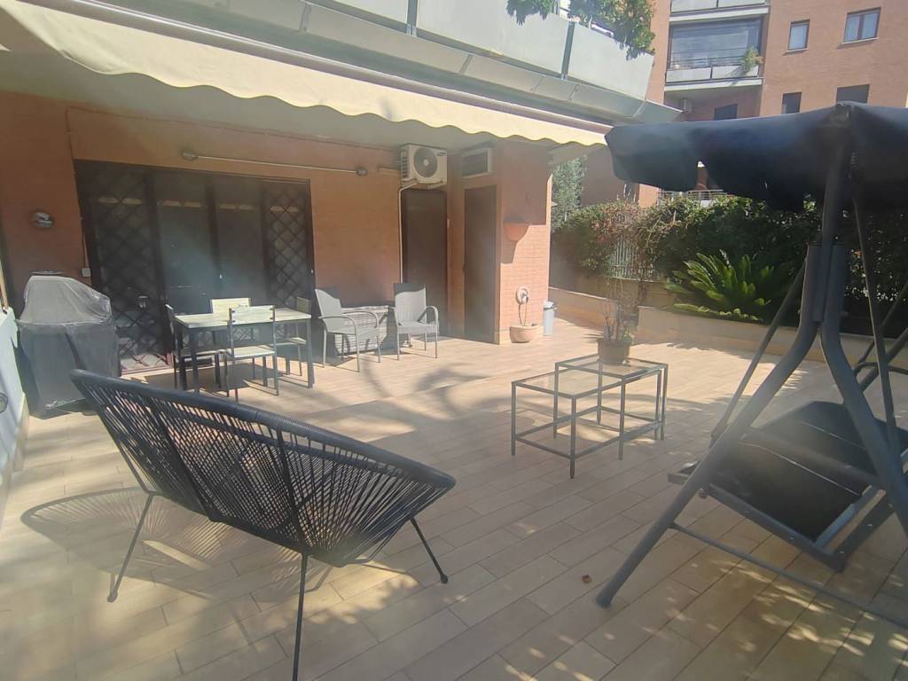 appartamento in vendita a Fiumicino in zona Isola Sacra