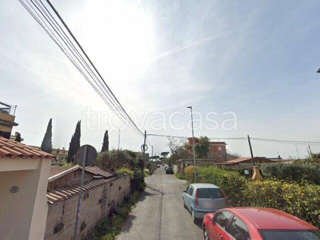 casa indipendente in vendita a Fiumicino in zona Isola Sacra