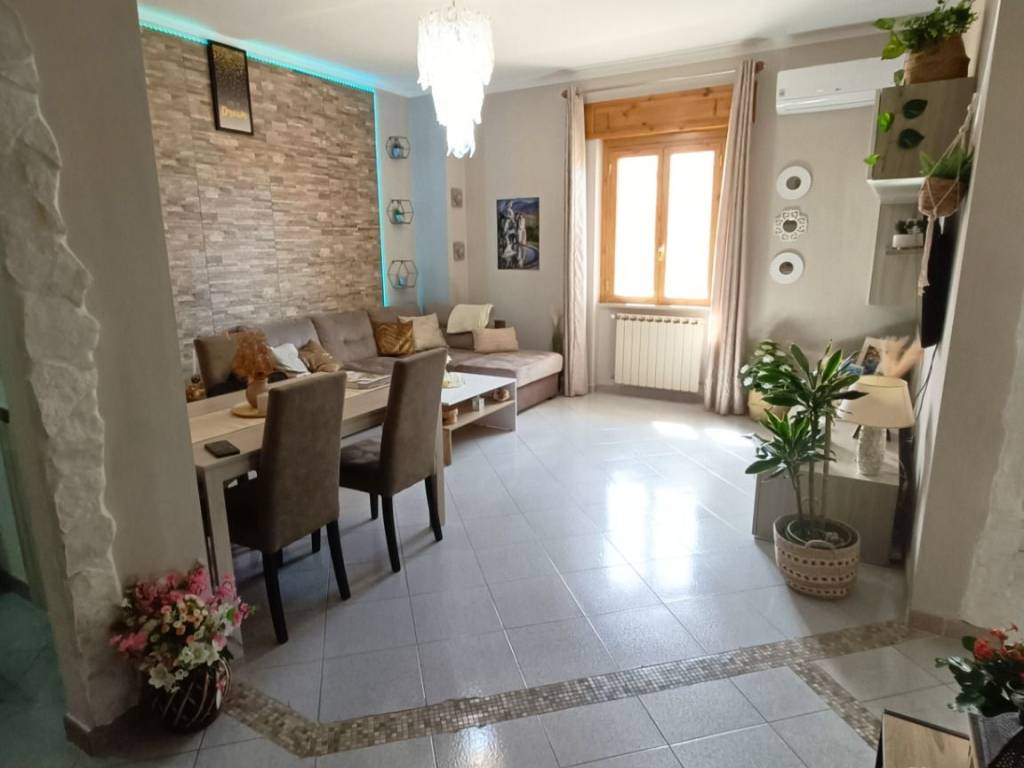appartamento in vendita a Fiumicino in zona Isola Sacra