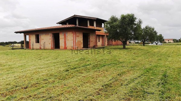 casa indipendente in vendita a Fiumicino