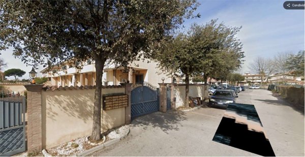 appartamento in vendita a Fiumicino in zona Isola Sacra