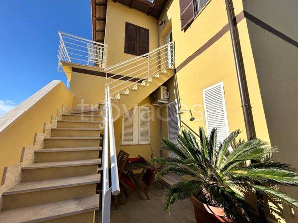 appartamento in vendita a Fiumicino in zona Fregene