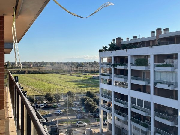 appartamento in vendita a Fiumicino in zona Isola Sacra