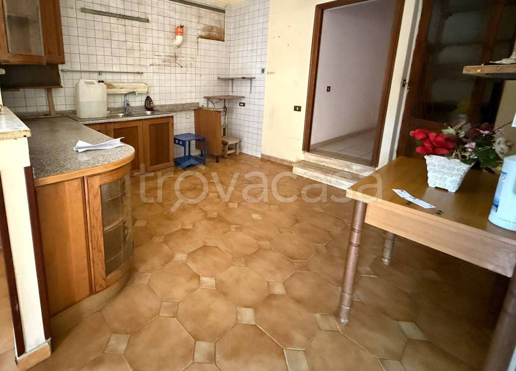 casa indipendente in vendita a Fiumicino in zona Isola Sacra