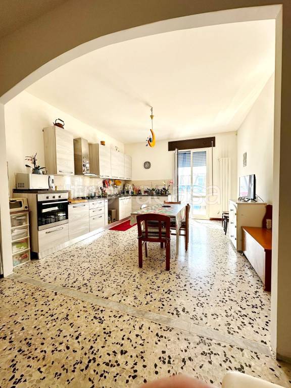 appartamento in vendita a Fiumicino in zona Isola Sacra