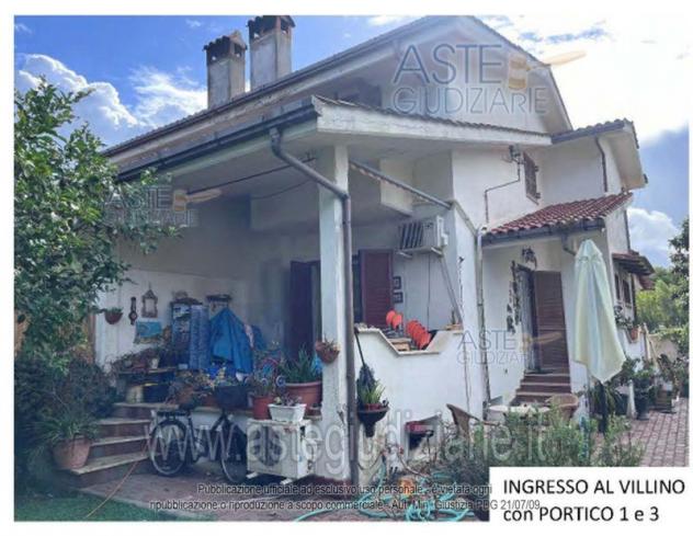 casa indipendente in vendita a Fiumicino in zona Fregene