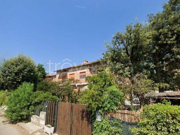 casa indipendente in vendita a Fiumicino in zona Fregene