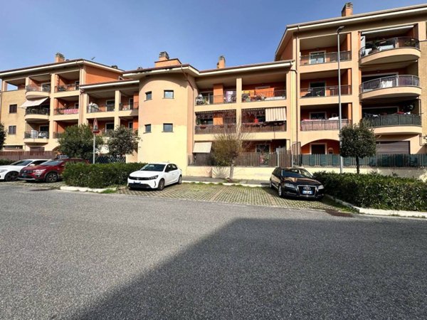appartamento in vendita a Fiumicino in zona Palidoro