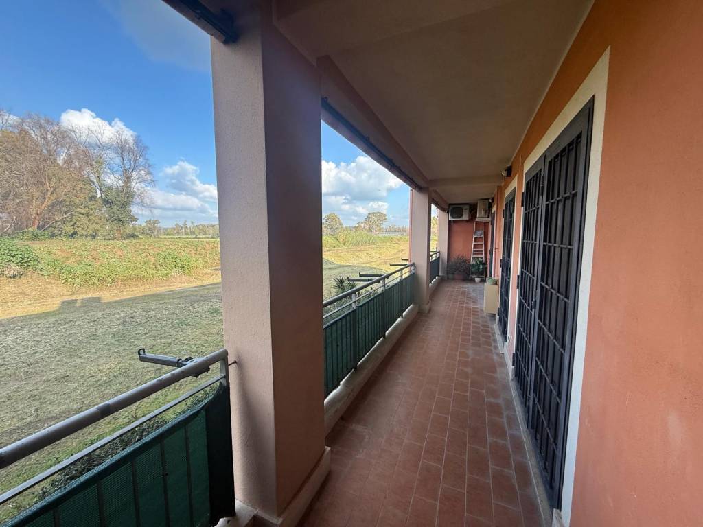 appartamento in vendita a Fiumicino in zona Palidoro