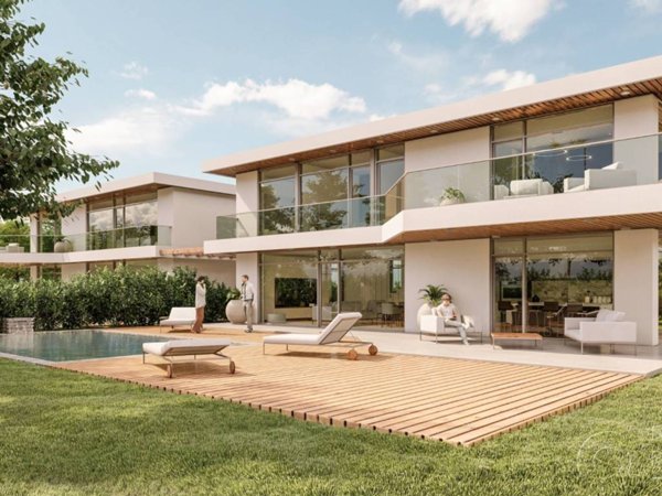 casa indipendente in vendita a Fiumicino in zona Fregene