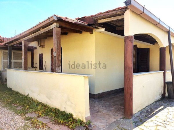 appartamento in vendita a Fiumicino in zona Focene