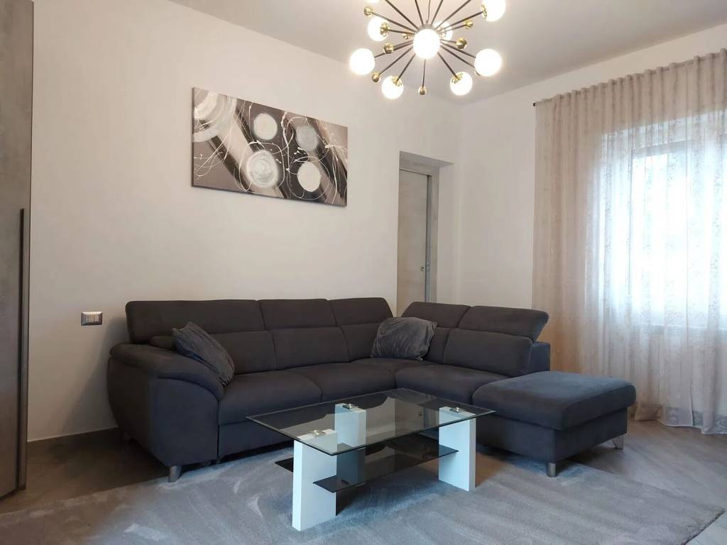 appartamento in vendita a Fiumicino in zona Isola Sacra