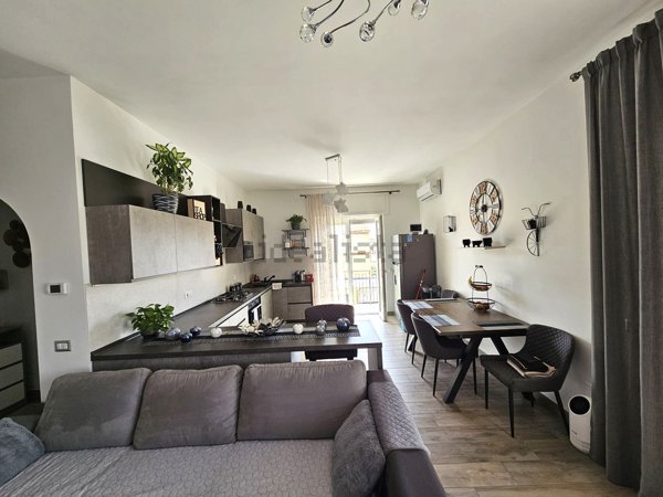 appartamento in vendita a Fiumicino in zona Isola Sacra