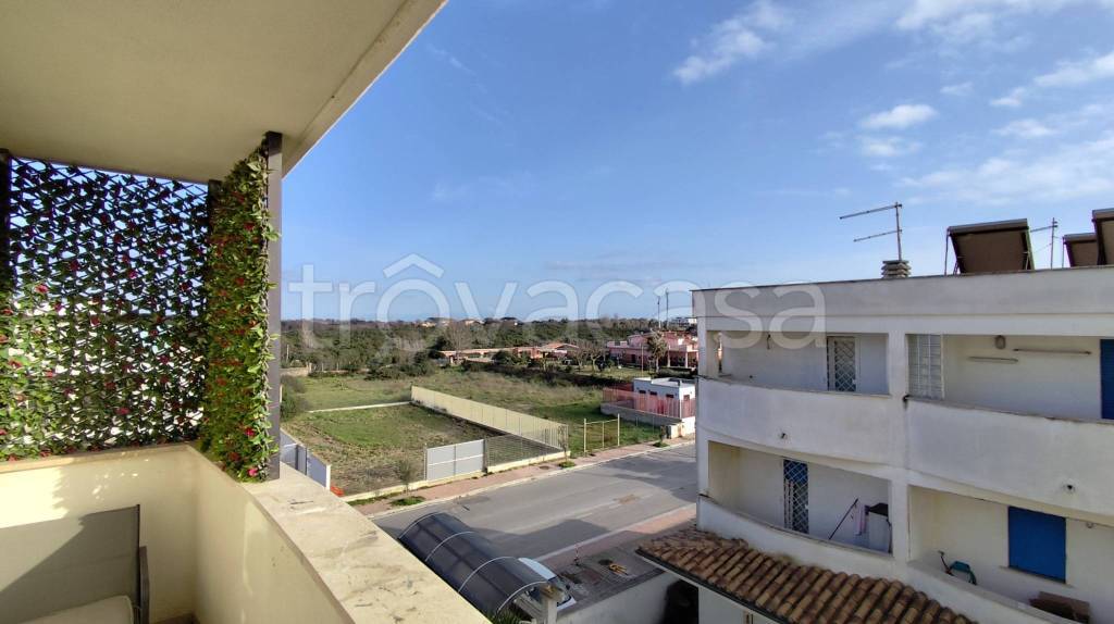 appartamento in vendita a Fiumicino in zona Focene