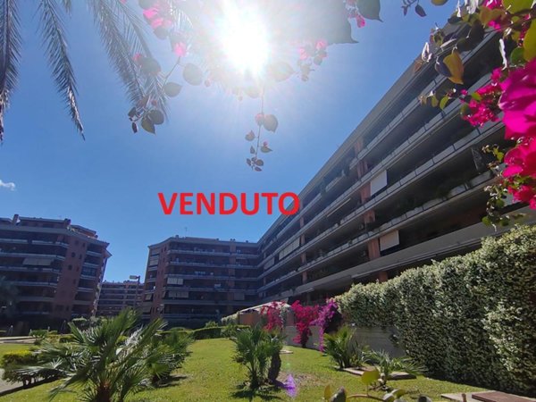 appartamento in vendita a Fiumicino in zona Isola Sacra