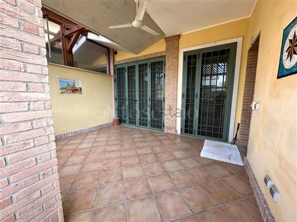 casa indipendente in vendita a Fiumicino in zona Fregene