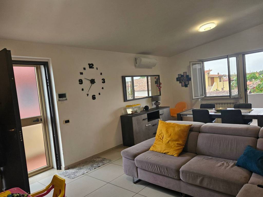 appartamento in vendita a Fiumicino in zona Focene