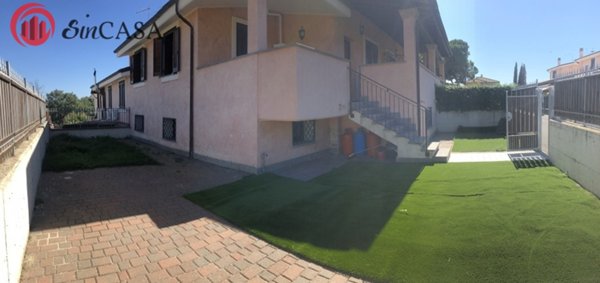 casa indipendente in vendita a Fiumicino in zona Aranova