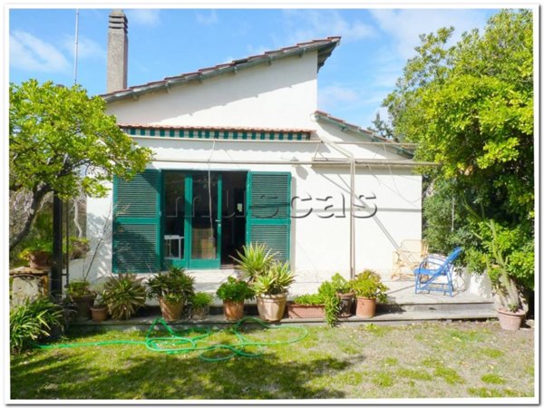 casa indipendente in vendita a Fiumicino in zona Fregene