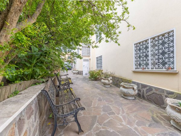 casa indipendente in vendita a Fiumicino in zona Isola Sacra